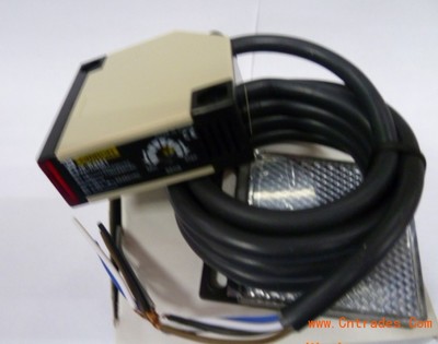 G50-3B4JC光電開關 工業自動化中的可靠光電傳感器